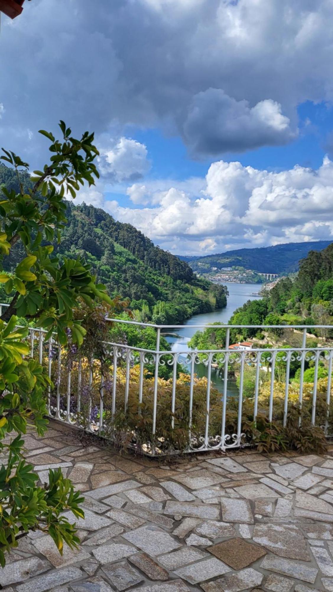 Douro Studio Cinfaes Luaran gambar