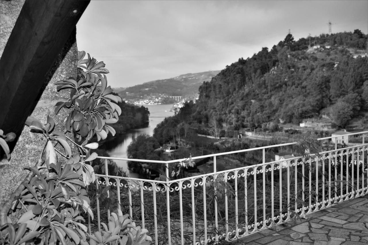 Douro Studio Cinfaes Luaran gambar
